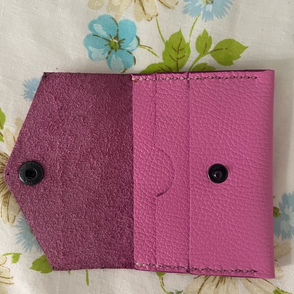 Handmade Genuine Leather Wallet - Picture 2 of 5